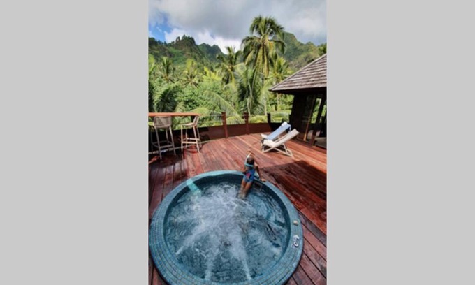Moorea-Maiao Villa | Luxurious Tropical Moorea Villa