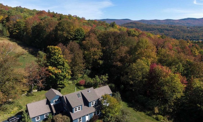 Mad River Valley House | Luxurious Vermont home minutes from Sugarbush Resort