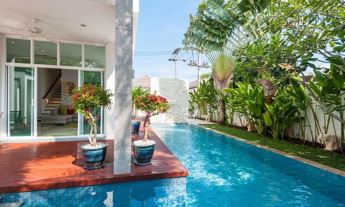 Patong Villa | Luxurious Very Private Pool Villa