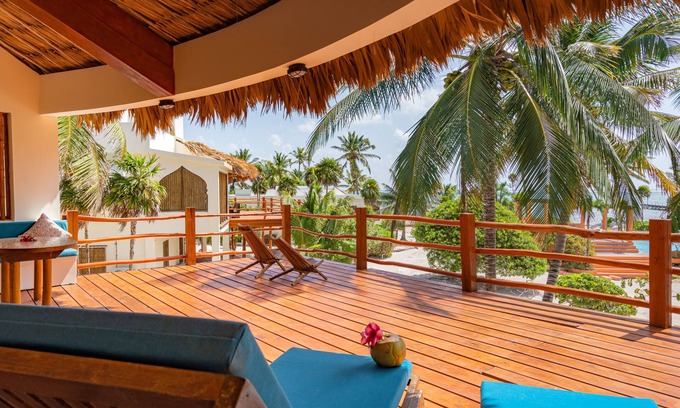 San Pedro Villa | Luxurious Villa Diamond, ocean views, Gold Standard Certified!