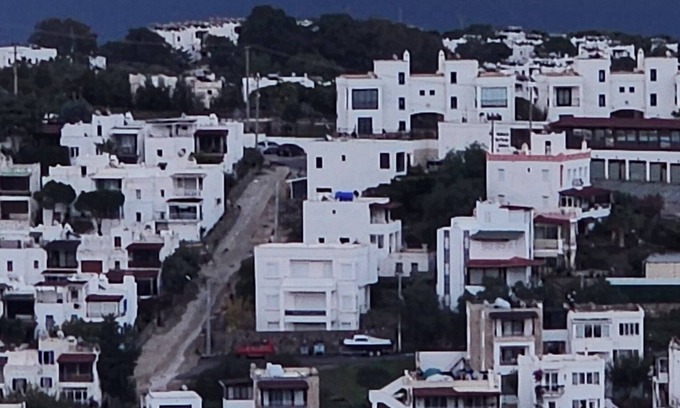 Dagbelen Villa | Luxurious Villa: New Ortho Beds, Private Pool, Sea Views, and Modern Amenities