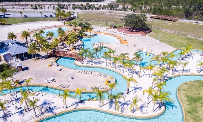 Orange Beach Condo | LUXURIOUS, WATERFRONT PROPERTY, SHOPPING, CONCERTS, KIDS ACTIVITIES, THE WHARF