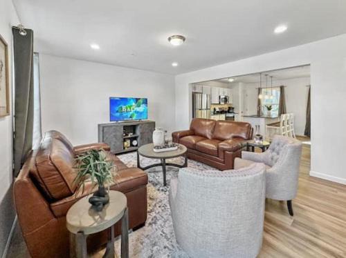Mount Penn Apartment | Luxurorious Townhome In Reading