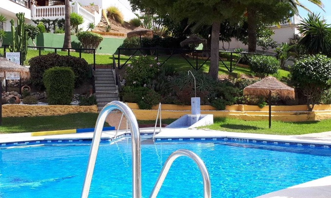 Benalmadena Costa Apartment | Luxury 1 Bedroom Apt, VFT/MA32393. 2 mins walk to the Beach,/Bars/Restaurants