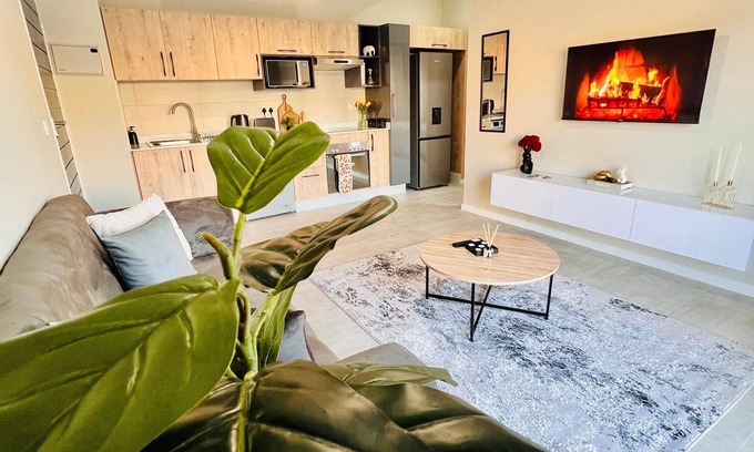 Gaborone Apartment | Luxury 1bedroom self-catering apartment boasting views of the majestic KgaleHill