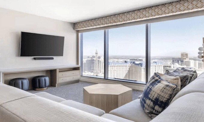 Las Vegas Resort | Luxury 1BR Elara Suite Vegas Strip Next to Arenas, Stadiums & Miracle Mile Shops