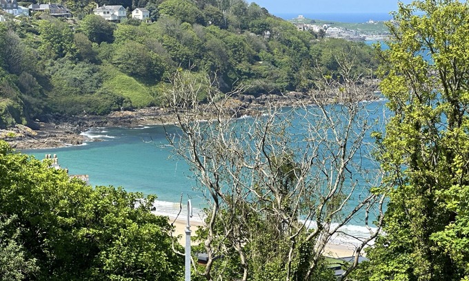 Carbis Bay Apartment | Luxury 2 Bed 2 Bathrooms Apartment Carbis Bay - Seaviews from all rooms!