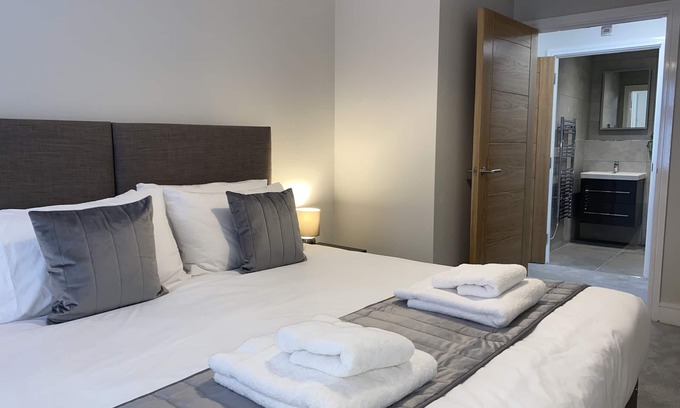 Moseley Apartment | Luxury 2 Bed Apartment in Moseley Birmingham