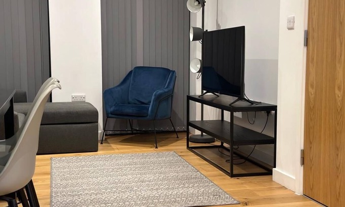 Theatreland Birmingham Apartment | Luxury 2 Bed En-suite Birmingham City Centre.