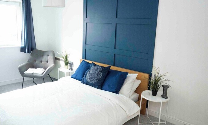 Epsom Apartment | Luxury 2 Bed flat-Central Epsom