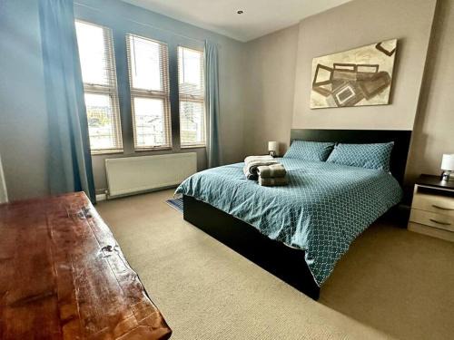 Parsons Green and Walham Apartment | Luxury 2 bed flat Kings Road, Fulham