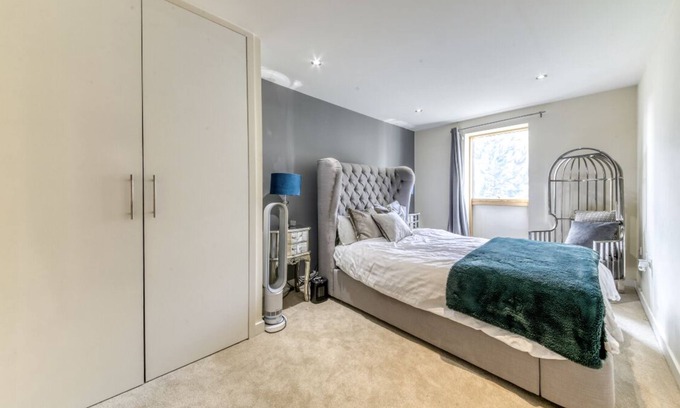 Wimbledon Park Apartment | Luxury 2 bedroom, 2 bathroom flat in Wimbledon