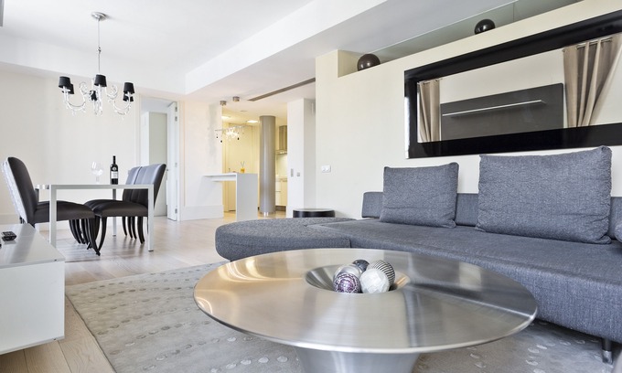 Eixample Apartment | Luxury 2 bedroom apartment on Paseo de Gracia
