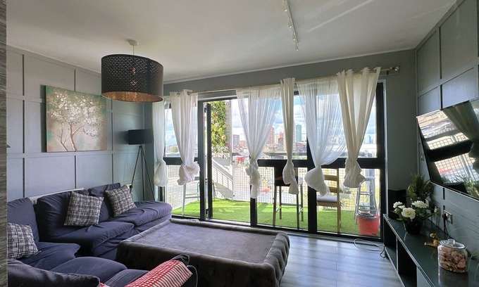 Canning Town North Apartment | Luxury 2 BR Flat in Canary Wharfnn