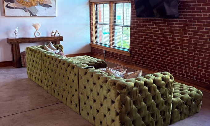 Downtown St. Louis Apartment | Luxury 2BEDROOM LOFT near Bush Stadium