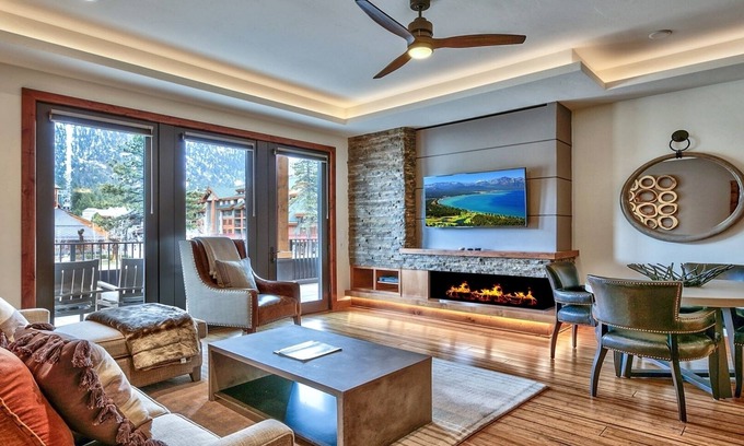South Lake Tahoe Condo | Luxury 2Br Residence steps from Heavenly Village & Gondola by RedAwning