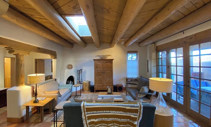 Quail Run House | Luxury 2BR Vacation Rental: Gated Community, Fireplace, Patio & More!