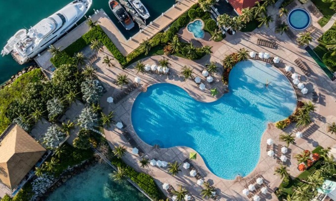 Paradise Island Condo | Luxury 2BR Villa at Harborside Resort, Atlantis Includes Full Access to Resort