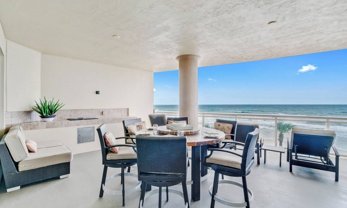 Daytona Beach Condo | Luxury 3/3.5 Direct Ocean Front Condo w/Wow-Factor Sunrises on Private Balcony
