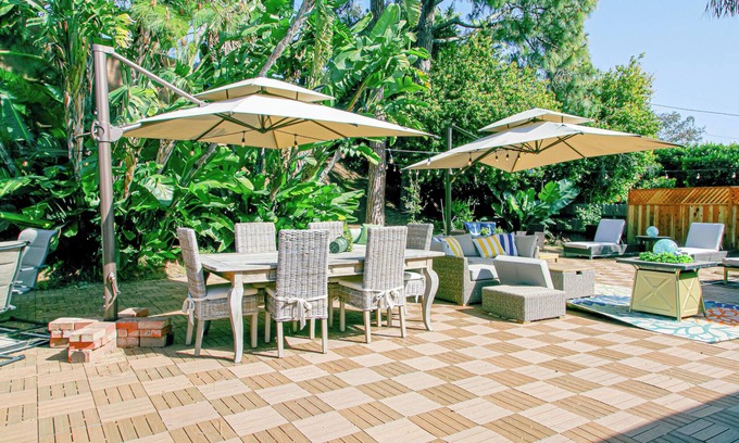 Ladera Heights House | Luxury 3+3 with Car + Chef Option