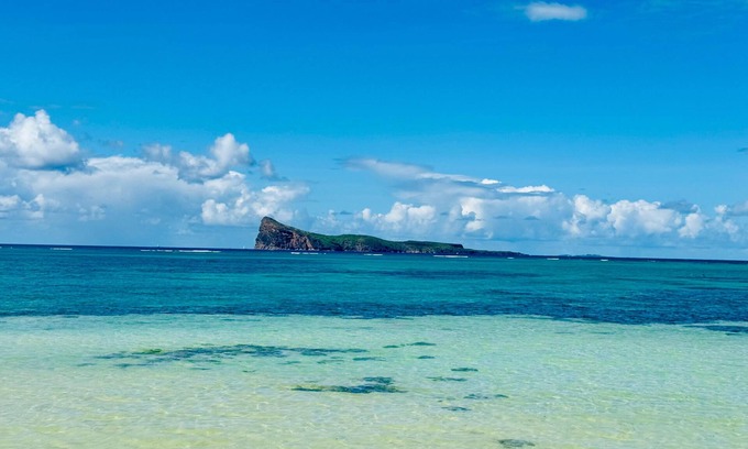 Bain Boeuf House | Luxury 3 Bedroom Duplex Private Beach in Bain Boeuf – Comfort and Security