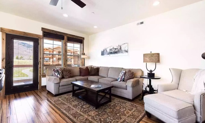 Park City Condo | Luxury 3 BR condo near Deer Valley & Park City
