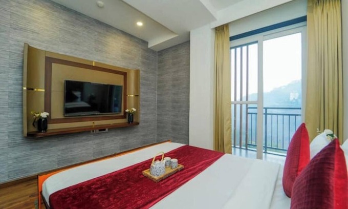 Shimla Condo | luxury 3BHK Apartment White Breeze Flexigo Stays