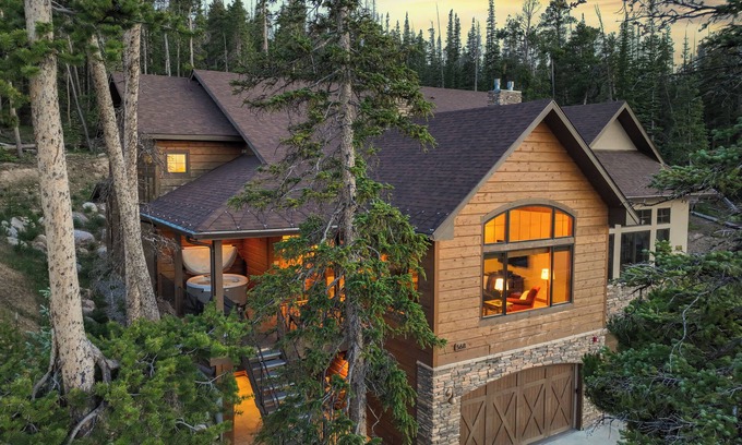Woodmoor Villa | Luxury 4,200 sq ft duplex perched above Breckenridge overlooking the 10-mile range!