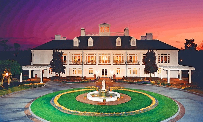 New Aurora - English Turn House | Luxury 4-bedroom house in Prestigious English Turn Gated Community