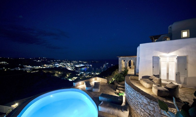 Psarou Villa | Luxury 4 BRD Villa ✓sea view from Psarou ✓private heated pool ✓family friendly