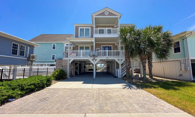 Cherry Grove Beach House | Luxury 4Bedroom/4 Bath with Private Salt-Water Pool!