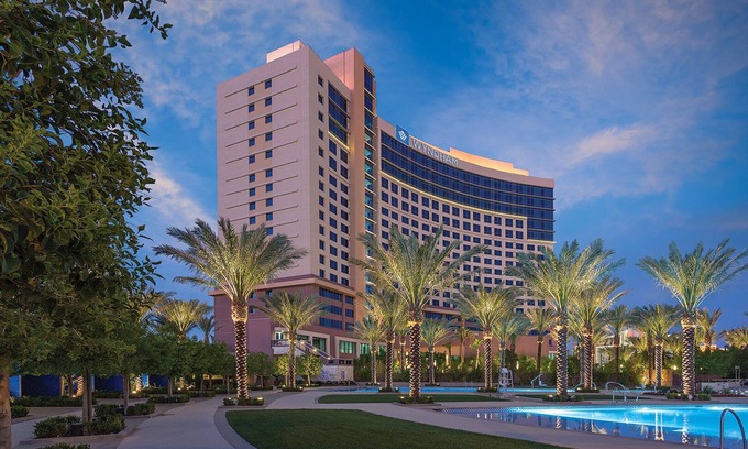 Las Vegas Condo | Luxury 4BR/4BA Presidential Suite Close to Strip! Big Savings!