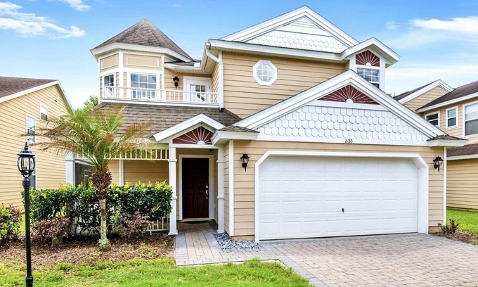 Davenport House | Luxury 4BR Disney Dream Home - Resort Style Amenities | 15 Miles to Disney World