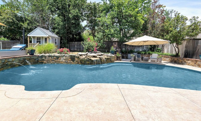 South Tulsa House | Luxury 5 Bedroom Oasis w/Pool, Waterfall, & More in Tulsa