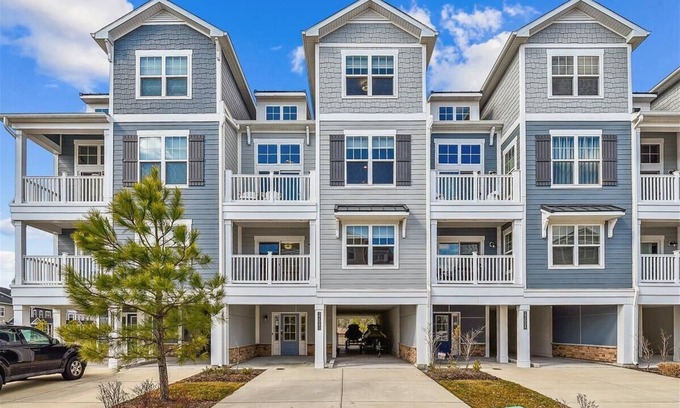 Bayside House | Luxury 5BR/4.5BA Beach & Golf Getaway