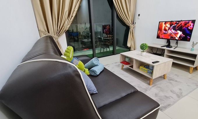Kuala Lumpur Condo | Luxury 5STAR Suite up to 6pax Mid Valley Sunway KL