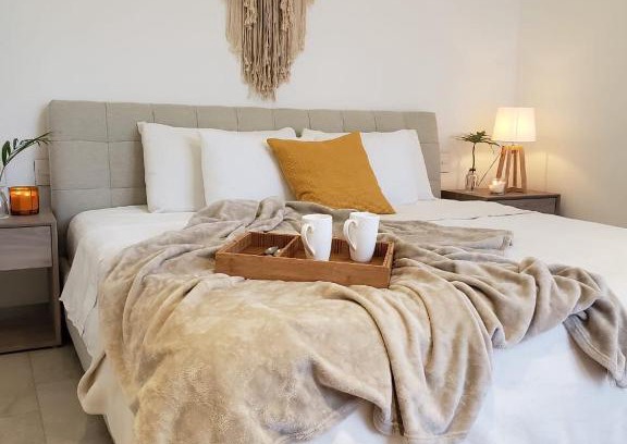 Gonzalo Guerrero Apartment | Luxury 5th Avenue Menesse 32