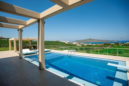 Kato Stalos Villa | Luxury 6-Bedroom Villa With Private Pool- Villa Prigipessa