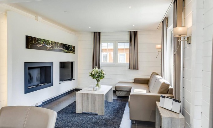 Zutendaal House | Luxury 6-person bungalow in the holiday park Landal Mooi Zutendaal