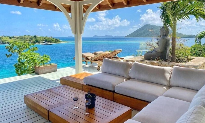 Great Camanoe Island Villa | Luxury 7BR waterfront villa w/instaviews & boat