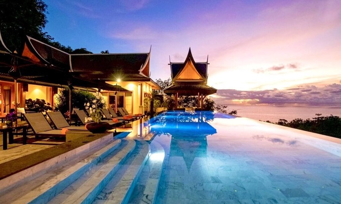 Cherngtalay Villa | Luxury 9 bedroom villa with Ocean view in Surin Hill
