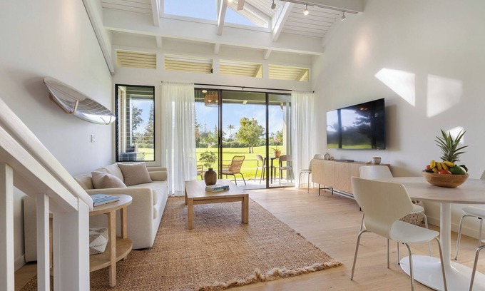Kahuku Condo | Luxury Aloha Escape Turtle Bay