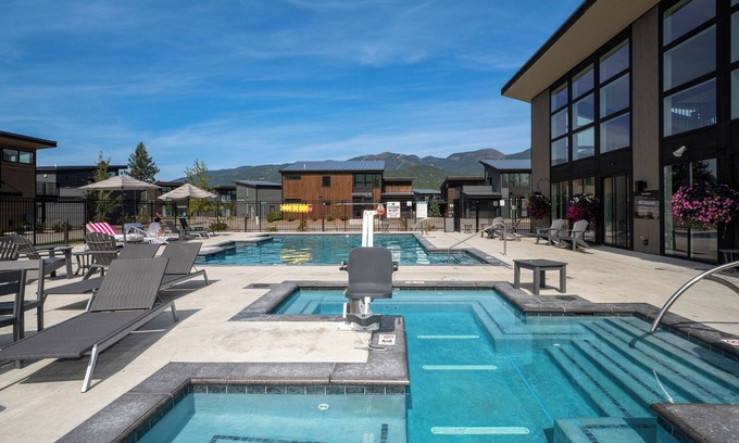Whitefish House | Luxury Amenities with a Central Location to Downtown and Whitefish Mountain Resort