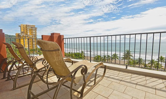 Jaco Condo | Luxury and Location: Vista Mar Beach Front Penthouse at Cocal Hotel & Casino!