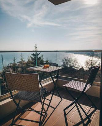 Primorski Apartment | LUXURY APARTAMENT NEAR THE SEA