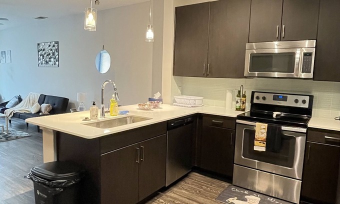 Lindbergh Apartment | Luxury apartment in Buckhead Atlanta with Skyline View