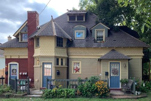 Kennett Square Apartment | Luxury Apartment in Historic Carriage House