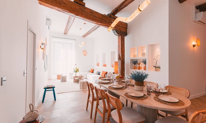 Saint-Victor Apartment | Luxury Apartment Prestigieux T6