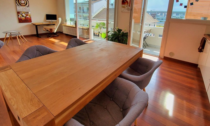 Annecy Apartment | Luxury Apartment * Quiet * View * Heart of Annecy * 2 steps from the Lake * * * *