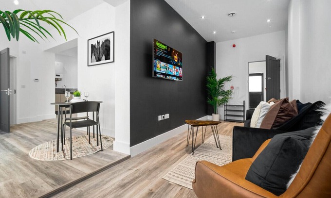 Cradley Apartment | Luxury Apartment - Rowley Regis